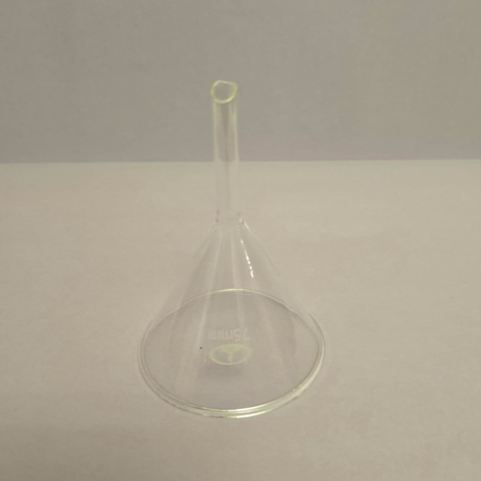 Glass funnel 75 mm